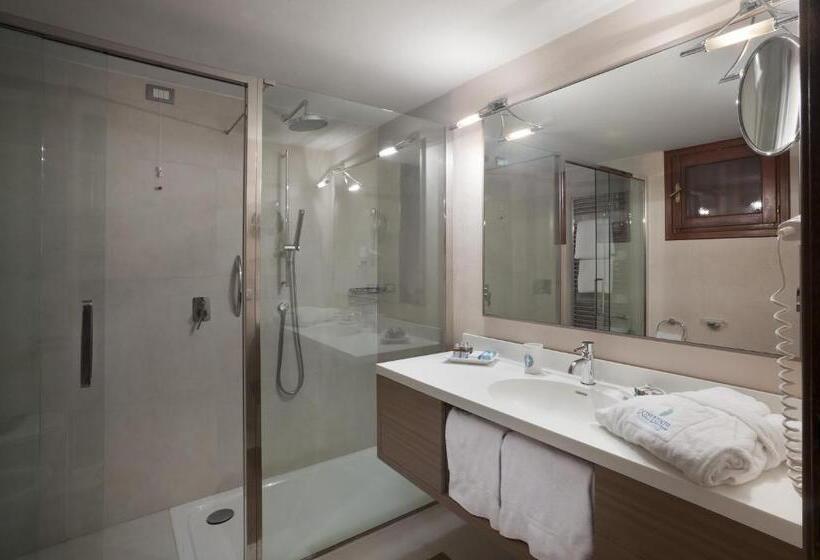 اتاق کلاسیک, Due Lune Puntaldia Resort & Golf