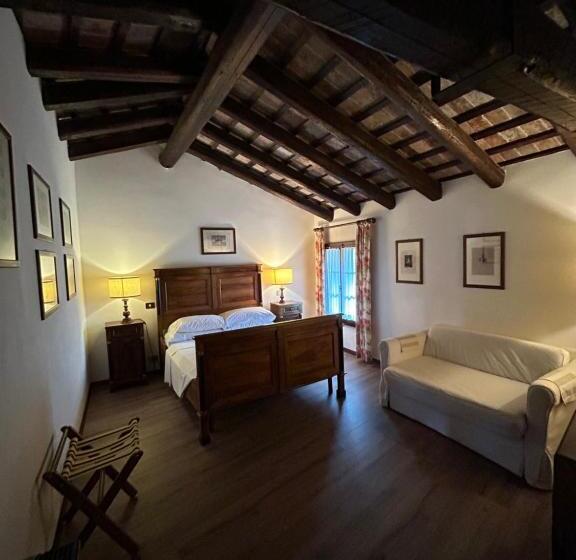 اتاق استاندارد, Foresteria Castello Formentini