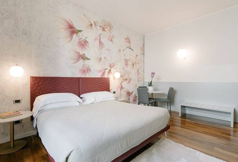 Suite with Terrace, Giulietta E Romeo S