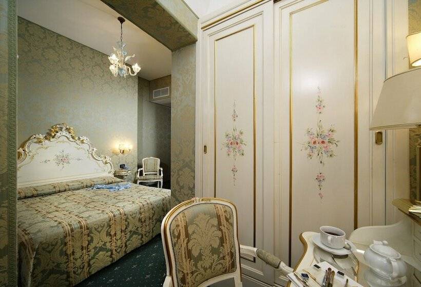 اتاق استاندارد سه نفره, Gorizia A La Valigia