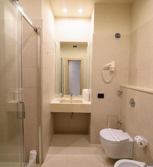 سوییت جونیور لوکس, Grand Hotel President