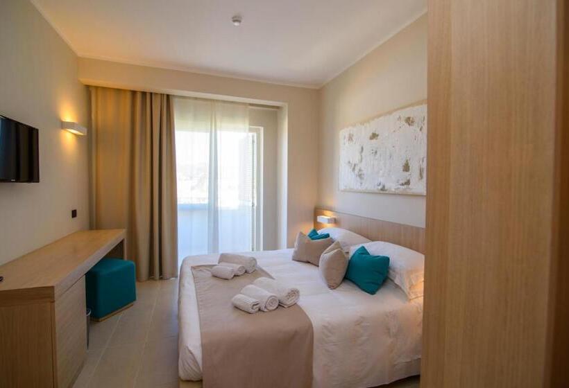 سوییت جونیور لوکس, Grand Hotel President