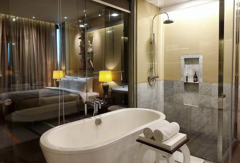 Suite, Kemang Icon