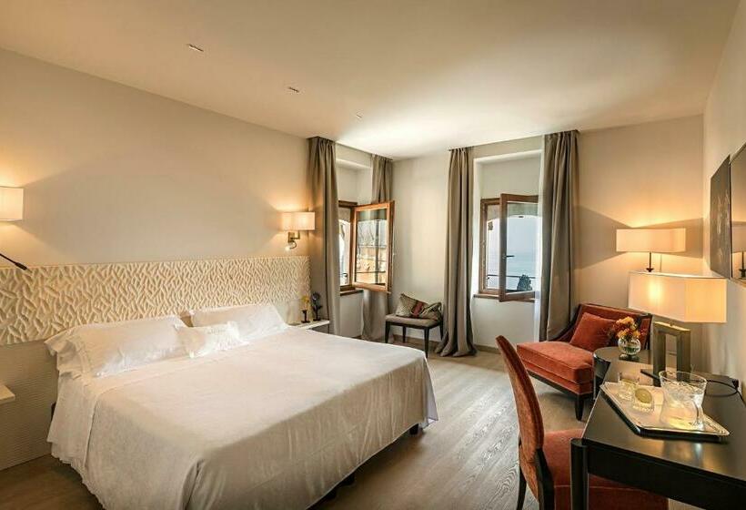 Junior Suite Vista Lago, Laurin