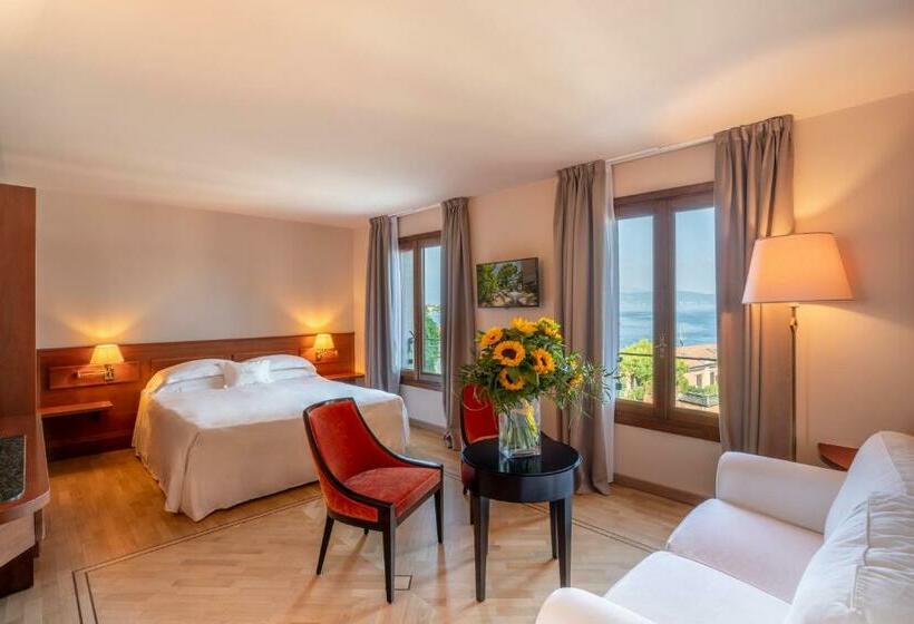 Junior Suite Vista Lago, Laurin