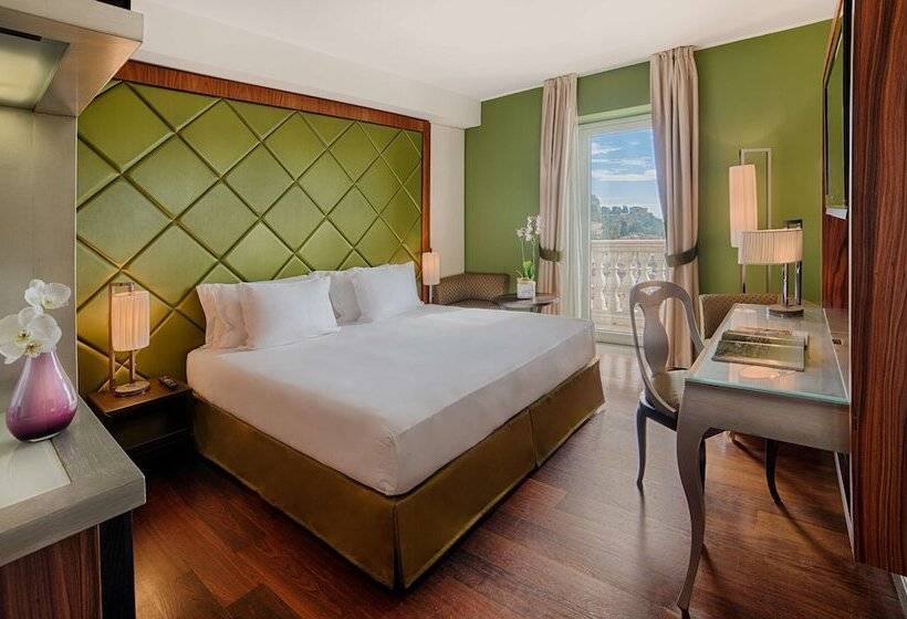 اتاق لوکس با چشم‌انداز, NH Collection Taormina