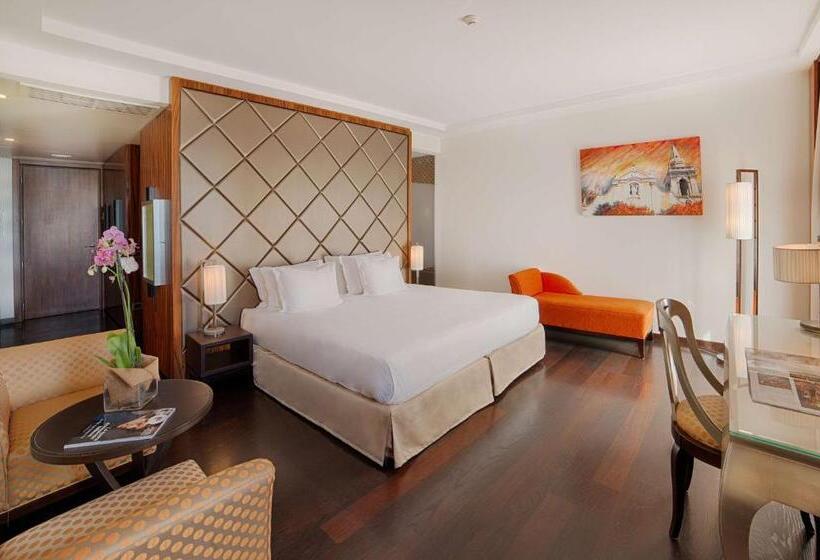 سوئیت جونیور با تراس, NH Collection Taormina
