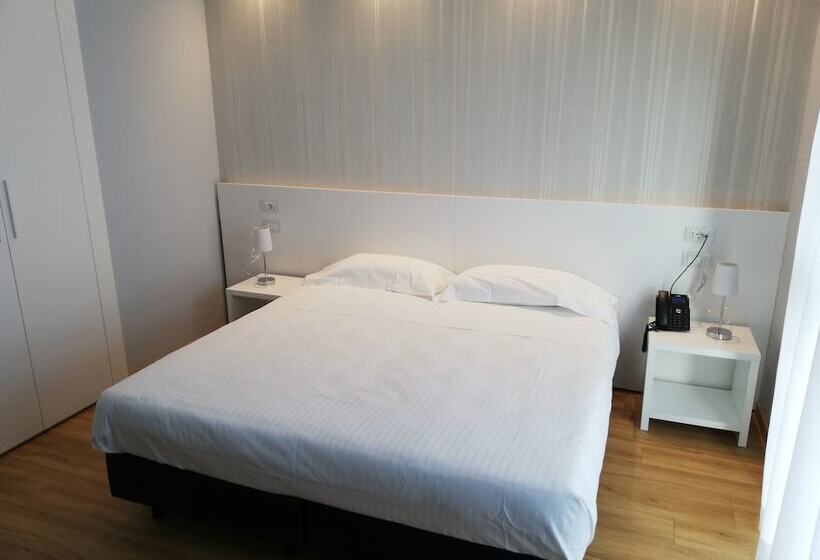اتاق استاندارد, Novo Hotel Rossi