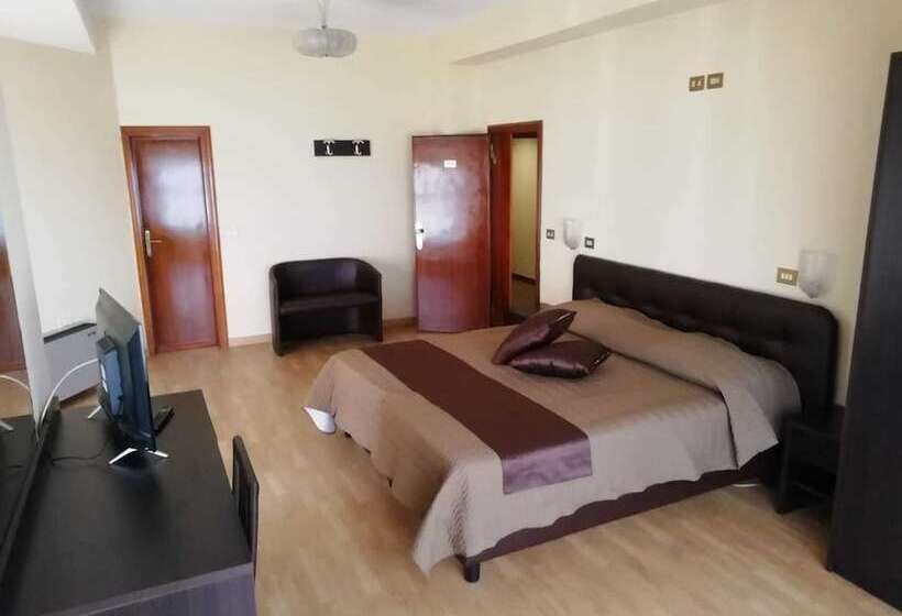 Standard Quadruple Room, Park Mar Grande