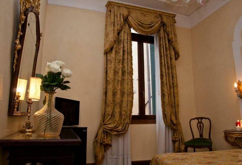 اتاق کلاسیک, Residenza D Epoca San Cassiano