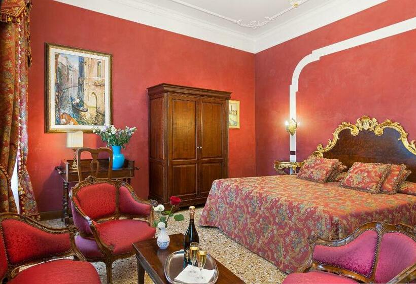 اتاق لوکس با چشم‌انداز, Residenza D Epoca San Cassiano