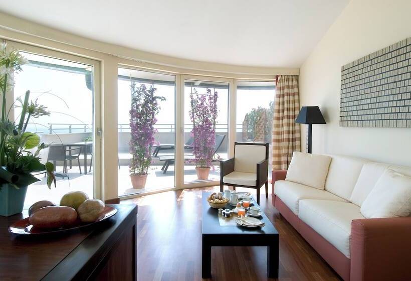 Deluxe Suite Sea View, Sina Astor