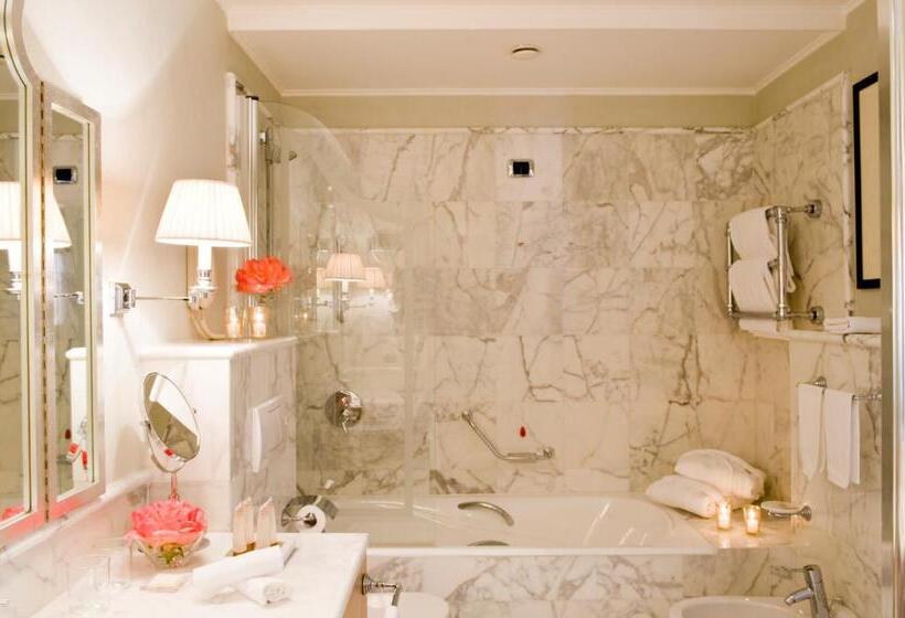 اتاق لوکس سه تخته, Splendid Venice   Starhotels Collezione