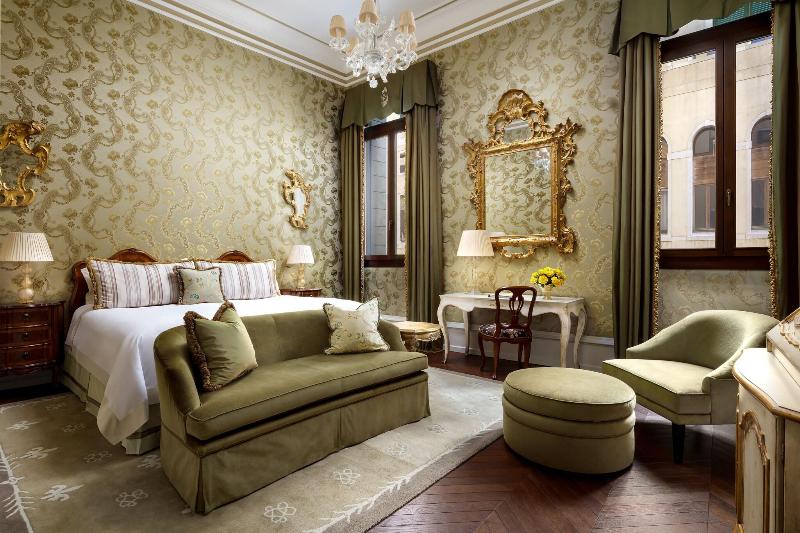اتاق لوکس با تخت بزرگ, The Gritti Palace, A Luxury Collection , Venice