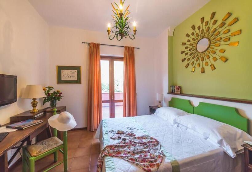 اتاق کلاسیک, Villa Sirina