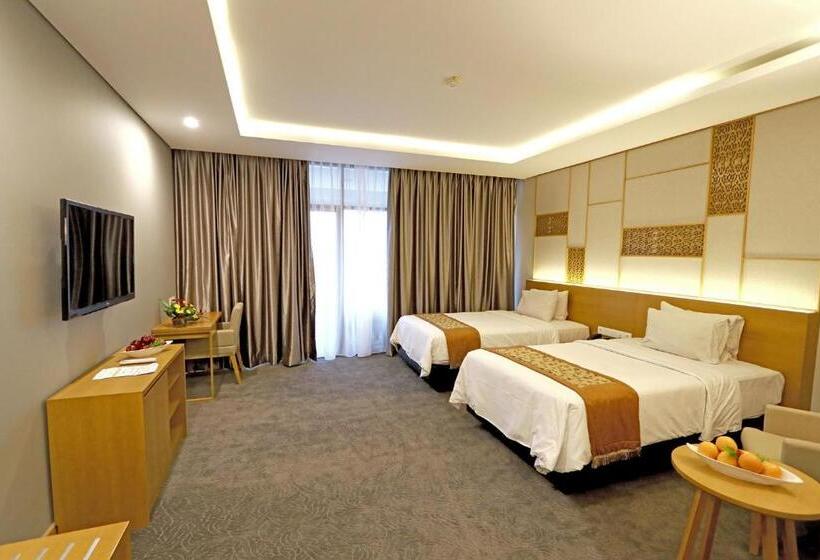 Deluxe Kamer met Balkon, Patra  & Convention Semarang