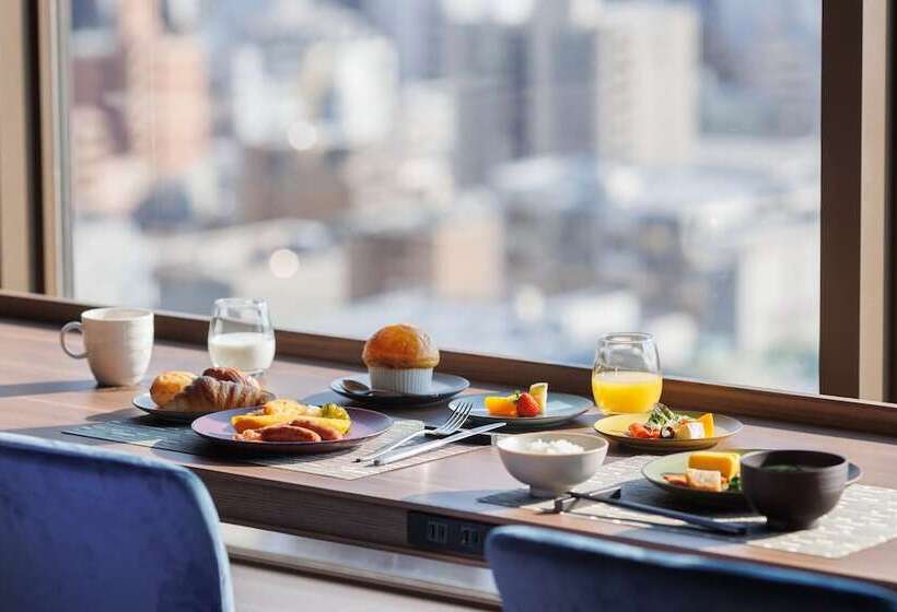 Standard Room, Ana Crowne Plaza Hiroshima