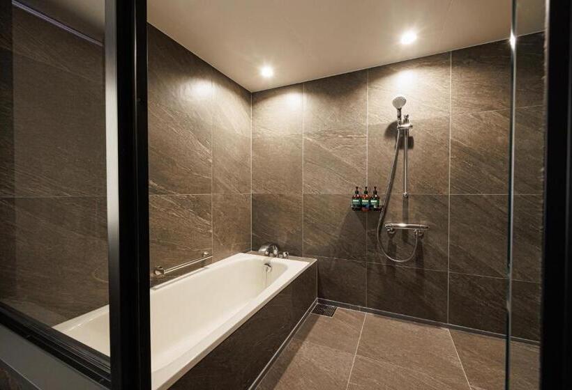 سوییت, Ana Crowne Plaza Hiroshima, An Ihg