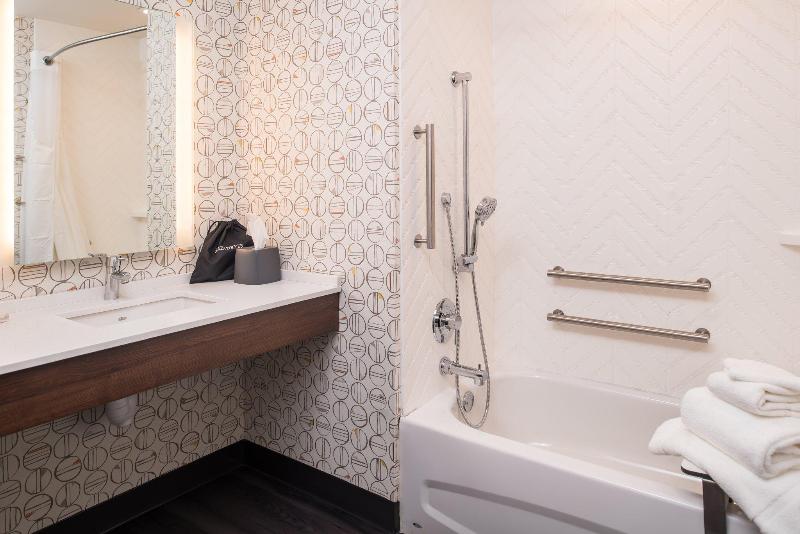 سوییت, Art Hotel Kokura New Tagawa