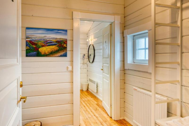 اتاق خانوادگی, Breiddalsvik