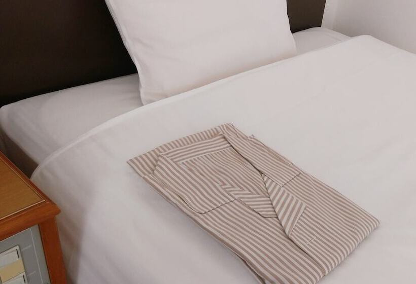 اتاق استاندارد یک نفره, Hakodate Royal Seaside Bbh Hotel Group