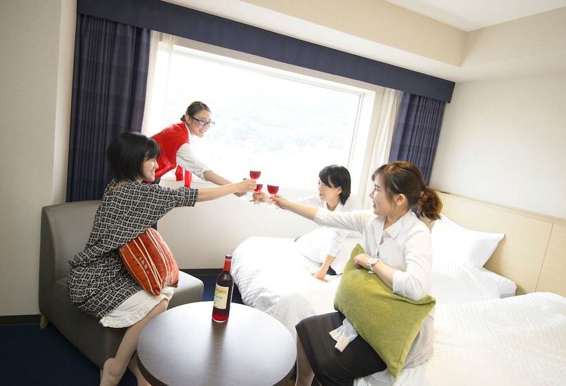 اتاق سوپریور چهار تخته, Kamenoi Hotel Beppu