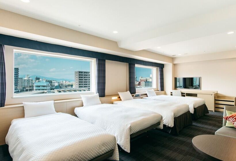 اتاق سوپریور چهار تخته, Kamenoi Hotel Beppu