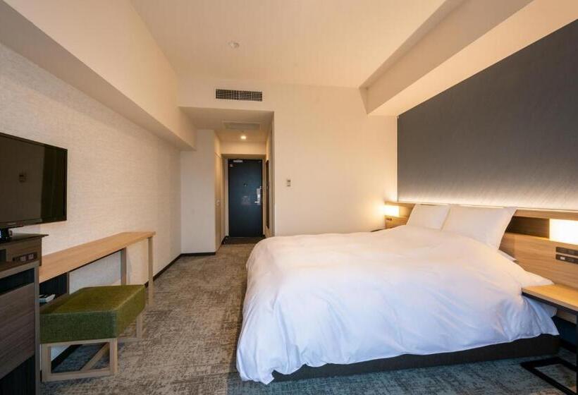 اتاق استاندارد با تخت بزرگ, Kanazawa