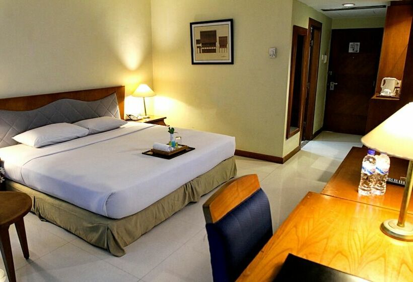 Superior Room, Makassar Golden