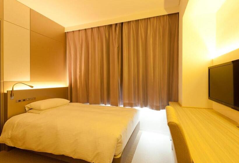 Standard Single Room, Nikko Narita