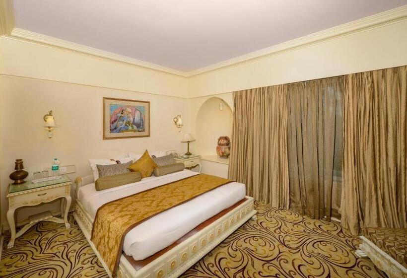 سوییت, Pride Hotel Pune
