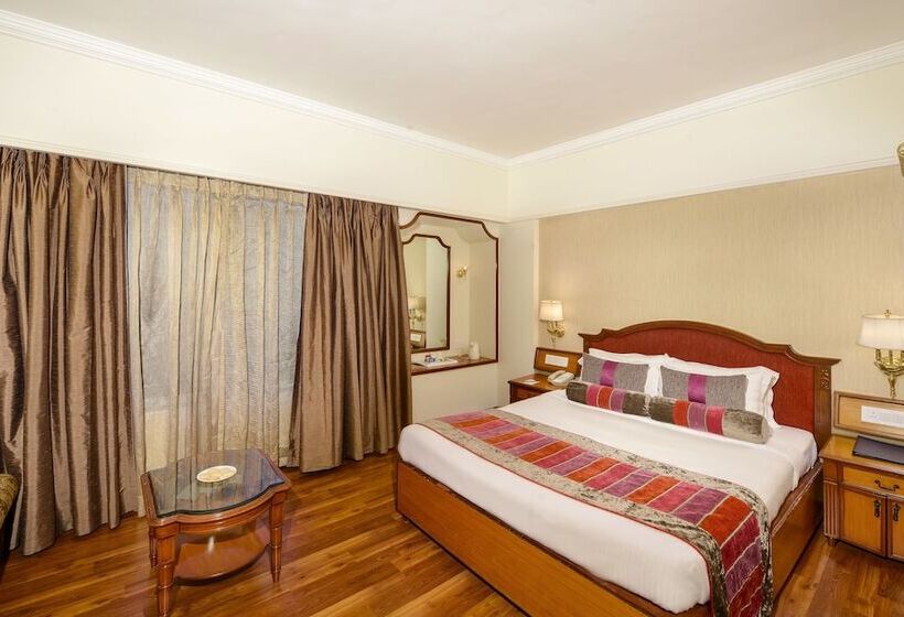 اتاق لوکس, Pride Hotel Pune