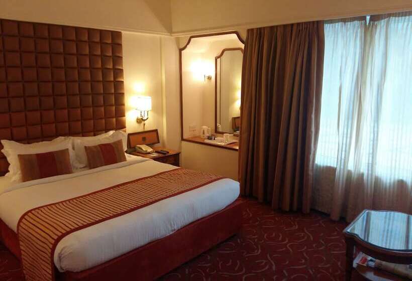 Superior Room, Pride  Pune