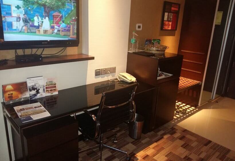 سوییت, Pride Hotel Pune