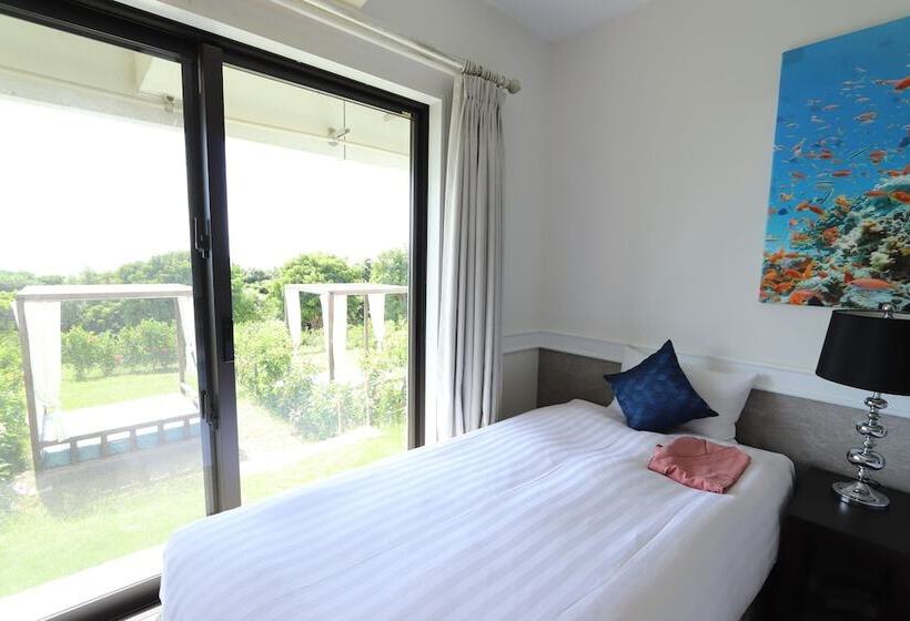 اتاق استاندارد, Royal View Hotel Churaumi