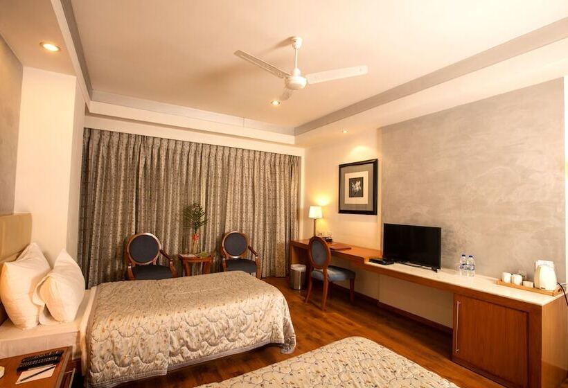 اتاق کلاب, Southern Star Mysore