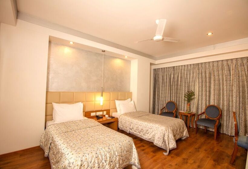 اتاق کلاب, Southern Star Mysore