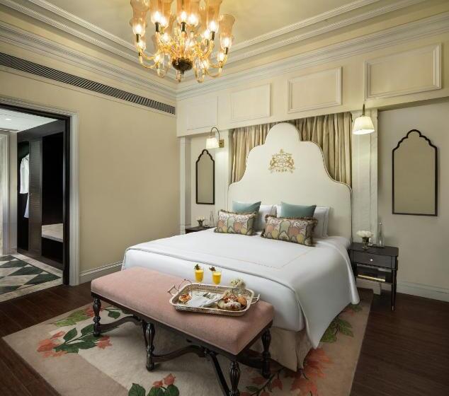 ویلای لوکس 1 خوابه, Taj Usha Kiran Palace, Gwalior