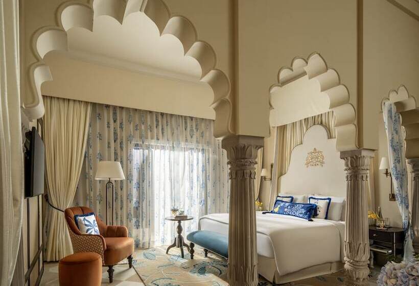 Standard Room, Taj Usha Kiran Palace