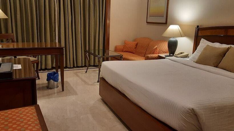 سوییت, The Hans, New Delhi
