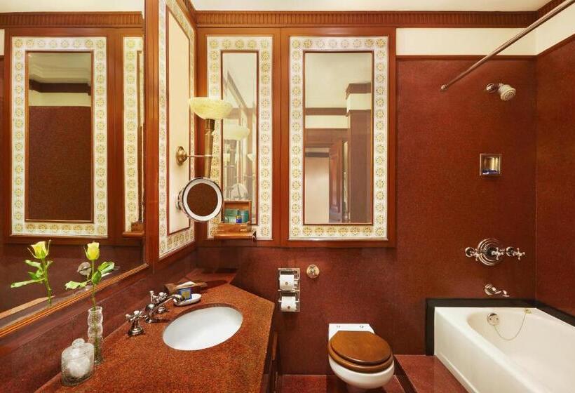 اتاق لوکس, The Oberoi Grand Kolkata