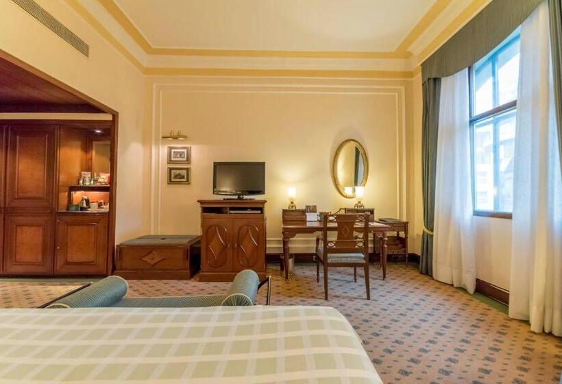اتاق لوکس, The Oberoi Grand Kolkata