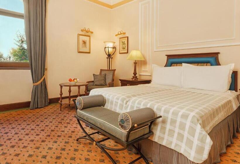 اتاق لوکس, The Oberoi Grand Kolkata