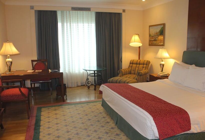 سوییت اجرایی, Welcomhotel By Itc Hotels, Cathedral Road, Chennai