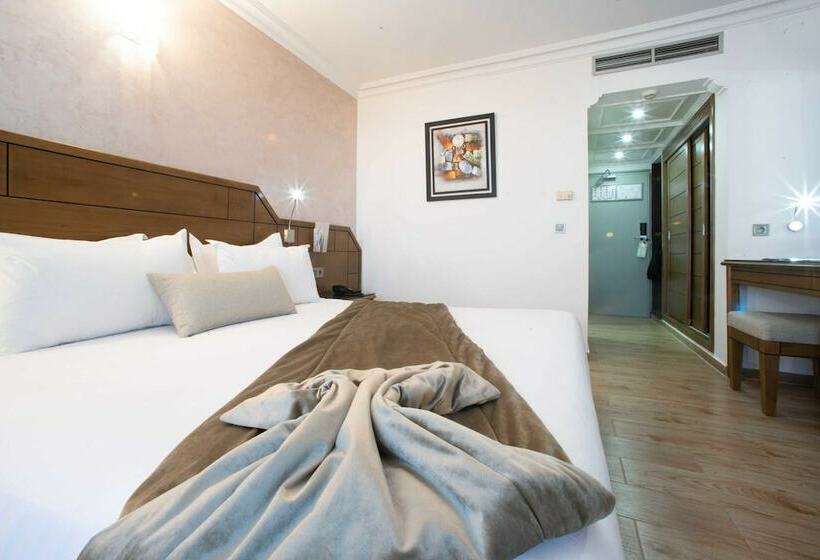 Quarto Estandar, Argana Agadir