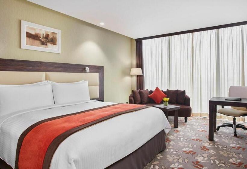 Suíte Executiva Cama king, Crowne Plaza Kuwait Al Thuraya City