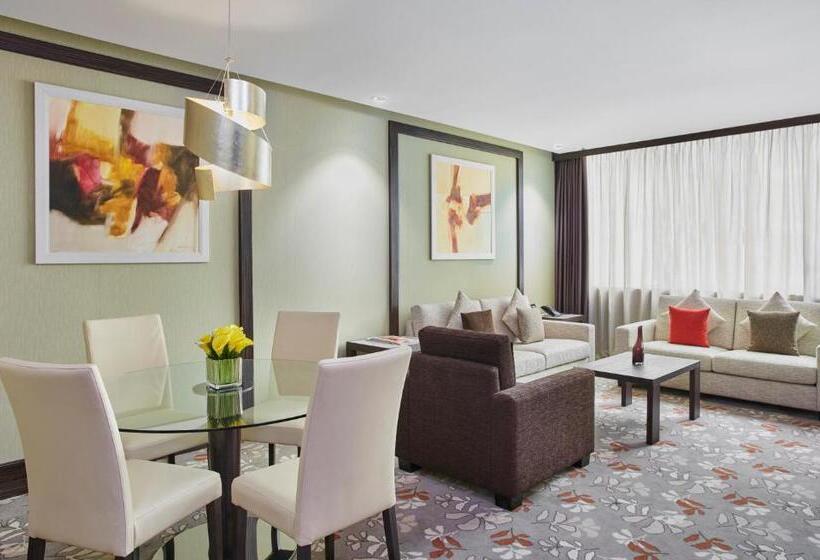 سوئیت با تخت بزرگ, Crowne Plaza Kuwait Al Thuraya City, An Ihg