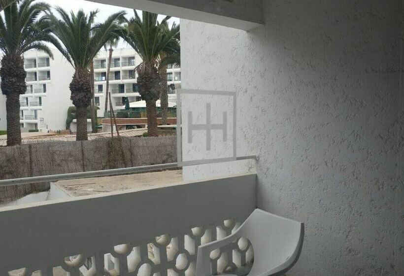 Suite, Hamilton Agadir