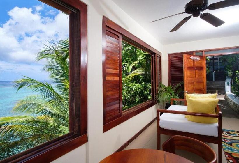 سوییت جونیور با چشم‌انداز دریا, Hibiscus Lodge