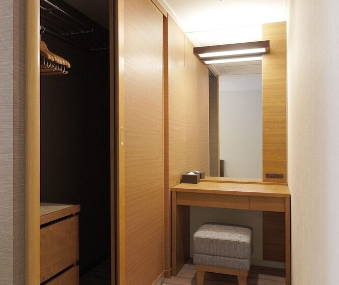 اتاق سوپریور, Keio Plaza Hotel Tokyo